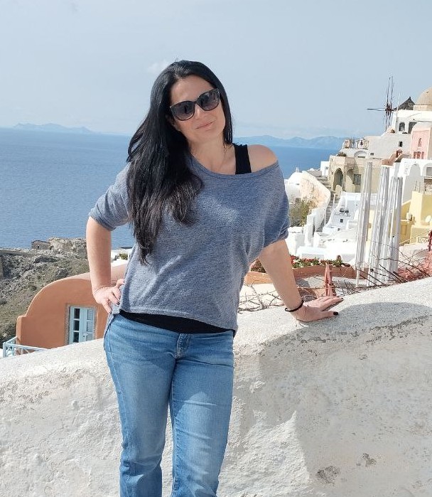 Olga Kosmidou - Hospitality expert and creator of chatbots for Airbnb hosts